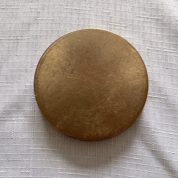 Vintage Makeup Powder Compact Case - Picture 2 of 3